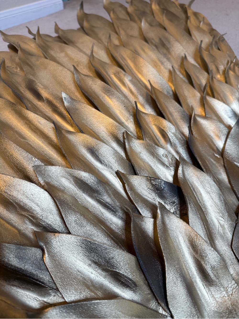 Ornate Gold Angel Wings Costume Cosplay - Picture 11 of 13